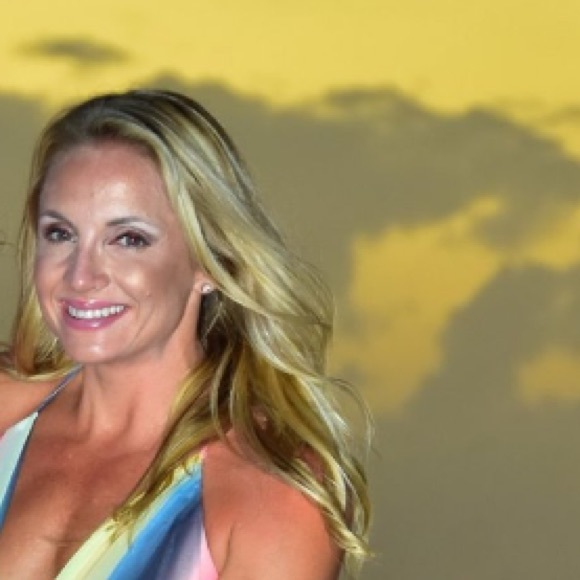 Meet your Posher, Megan - Picture 1 of 1